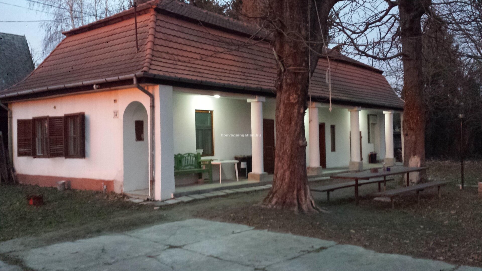 VÍZPARTI BEFEKTETÉSI LEHETŐSÉG A KEREKZÁTONY SZIGETEN – NY100